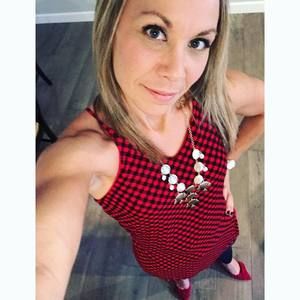 Meet your Posher, Angela